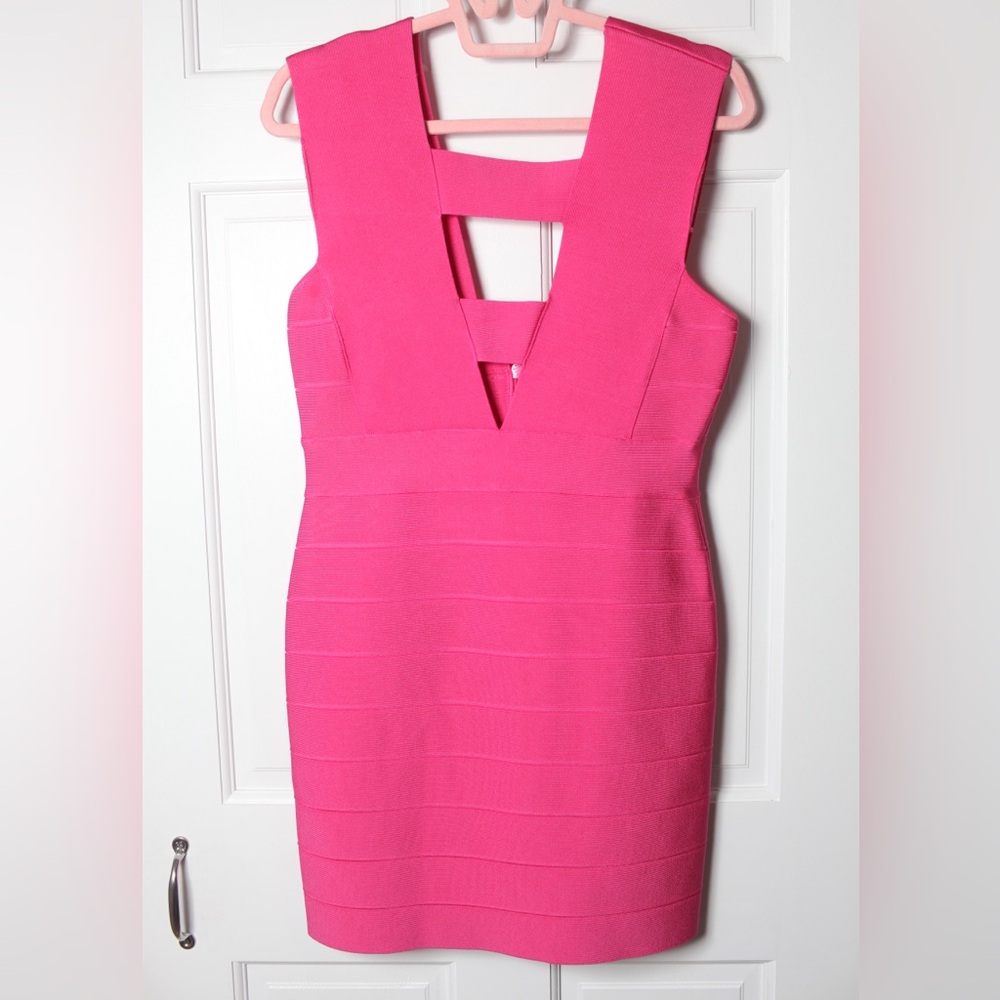 Herve Leger Deep VNeck Strappy Icon, Hot Pink Dress Size L - Picture 2 of 5